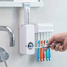 Automatic toothpaste dispenser