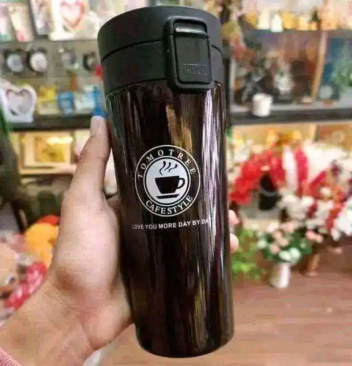 Vaccum insulation cup