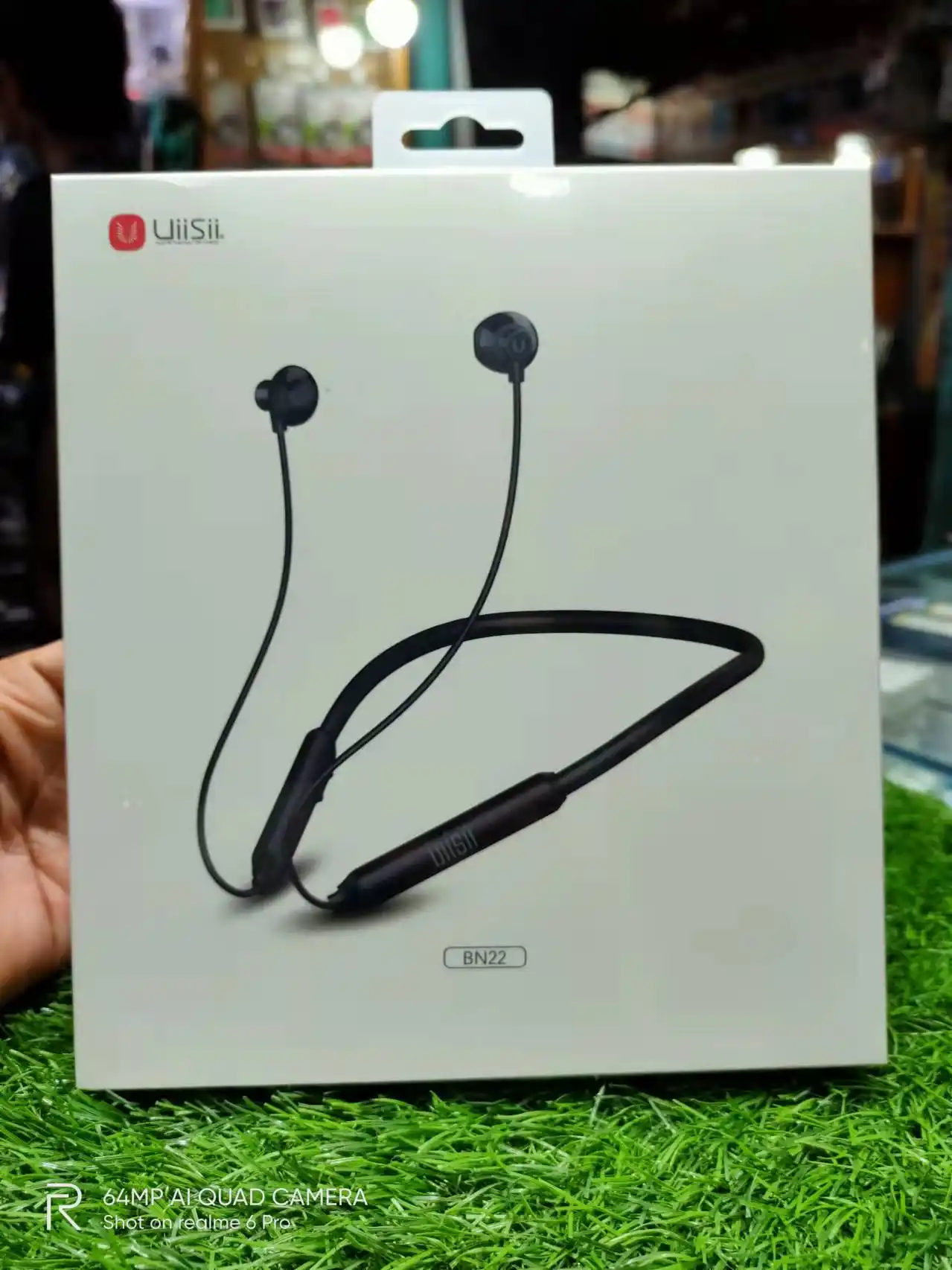 Uiisii R 02 bluetooth headhphone