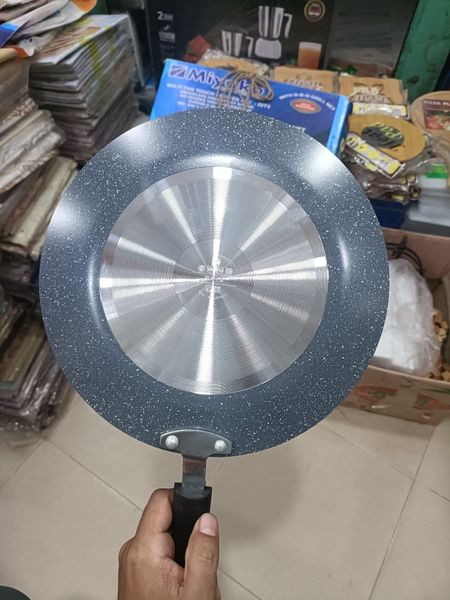 Kiam omega nonstick ruti tawa