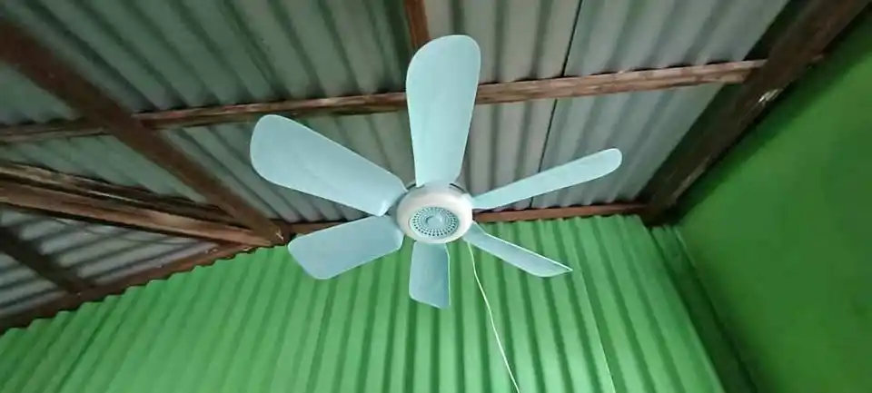 Mini portable ceiling fan 17”